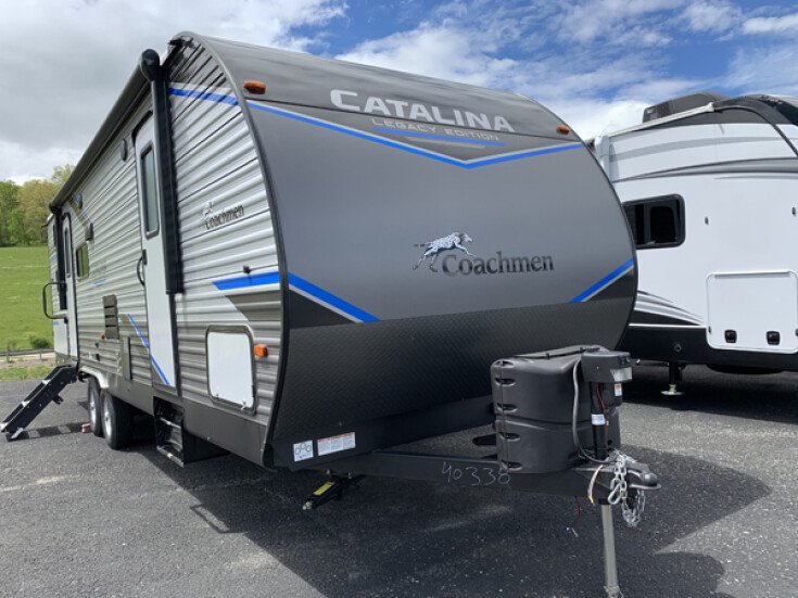 Thumbnail Photo undefined for New 2022 Coachmen Catalina